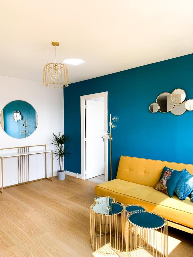 Vue Panoramique Sur Paris : Sublime Appartement Au Centre De Courbevoie Dış mekan fotoğraf